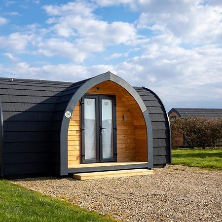 Camping Pods, Dovercourt Holiday Park 호텔 하위치 외부 사진